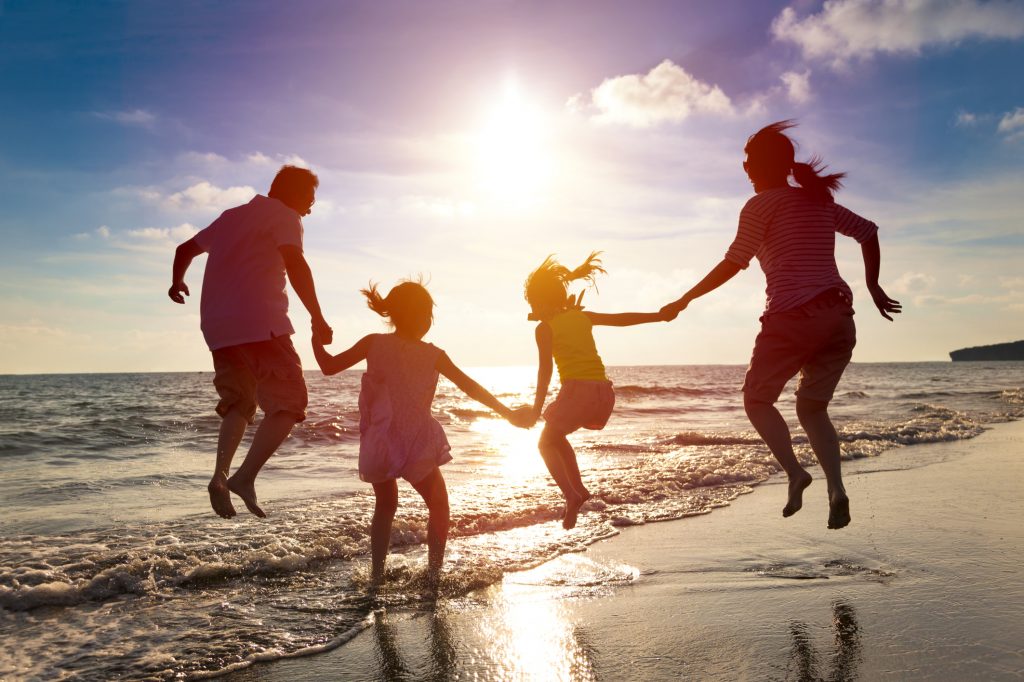 famille sur la plage dunkerque