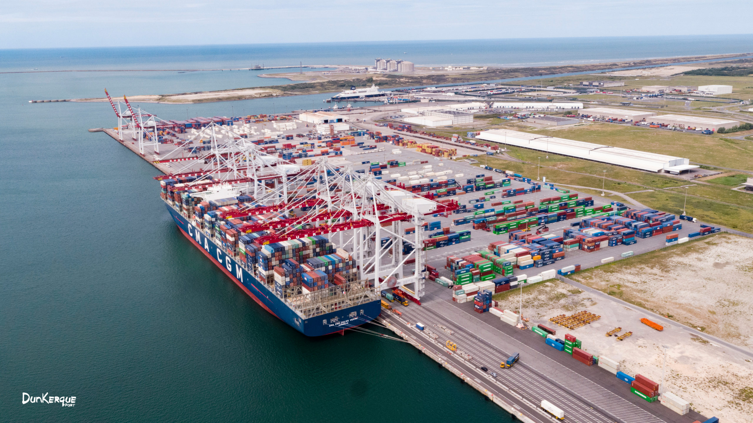 aérienne porteconteneurs à quai dunkerque