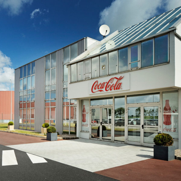 COCA-COLA INVESTIT 19 M€ A SOCX 