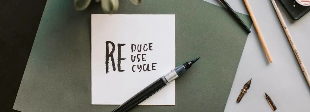 post it sur bureau recycle
