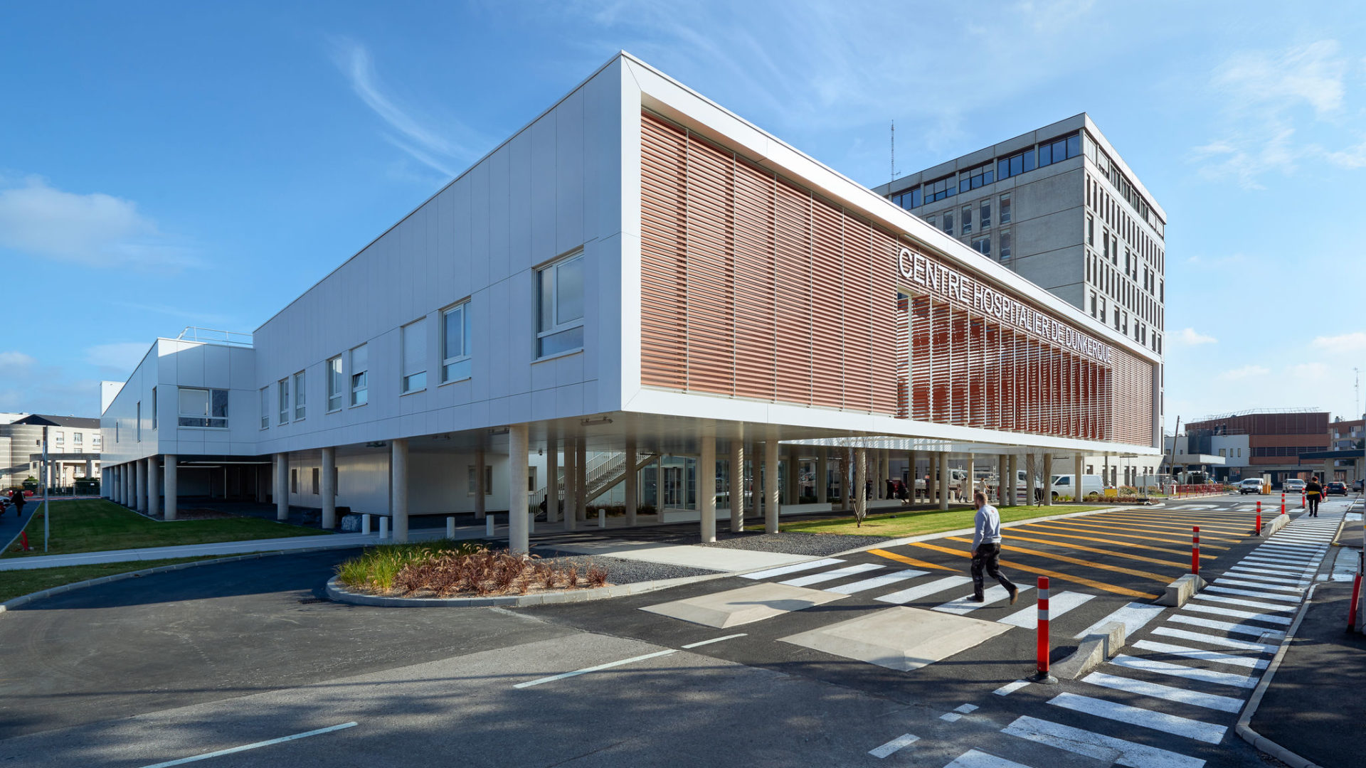 vue extérieure du centre hospitalier de Dunkerque