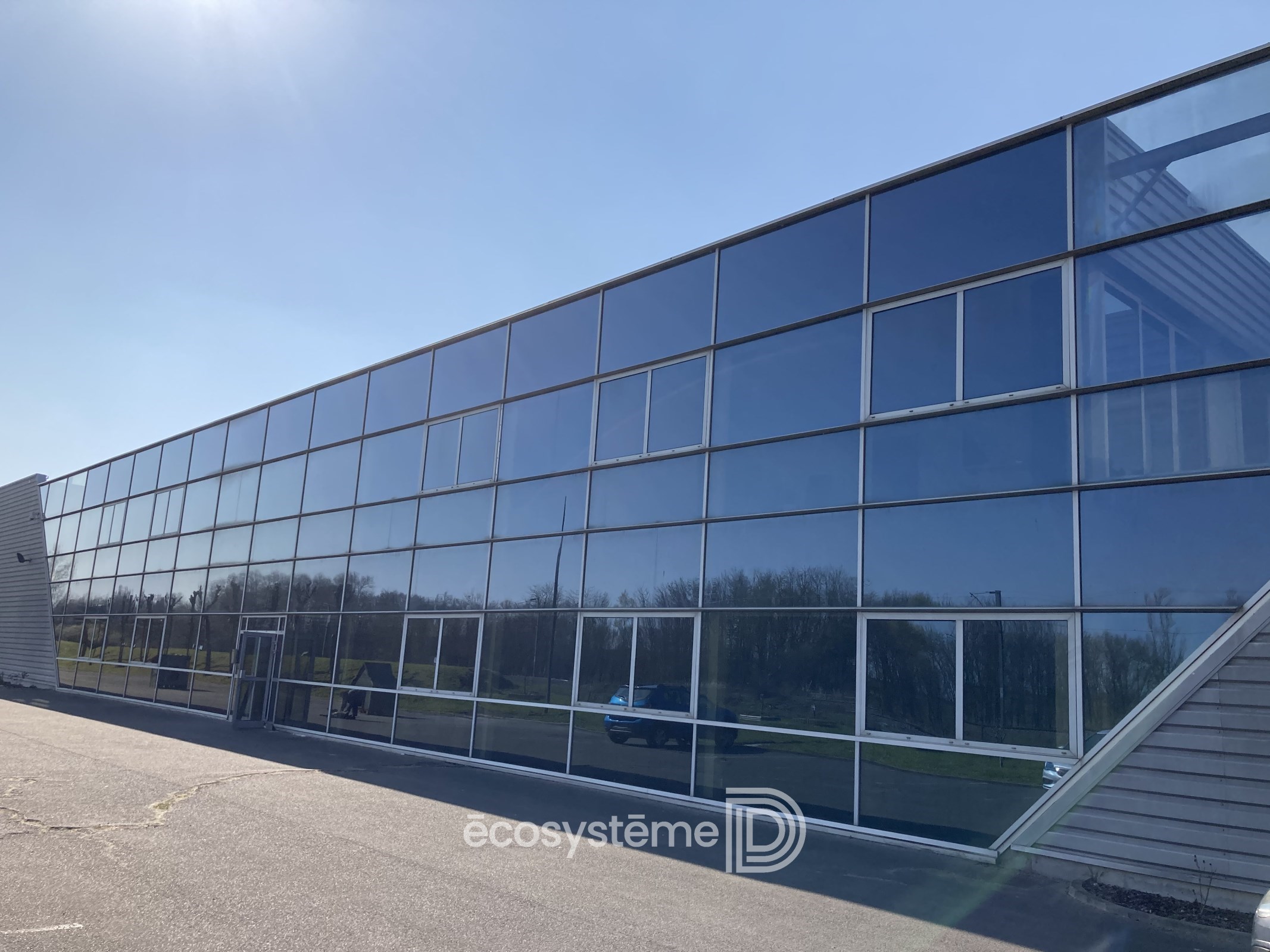 Logistics warehouse along the A16