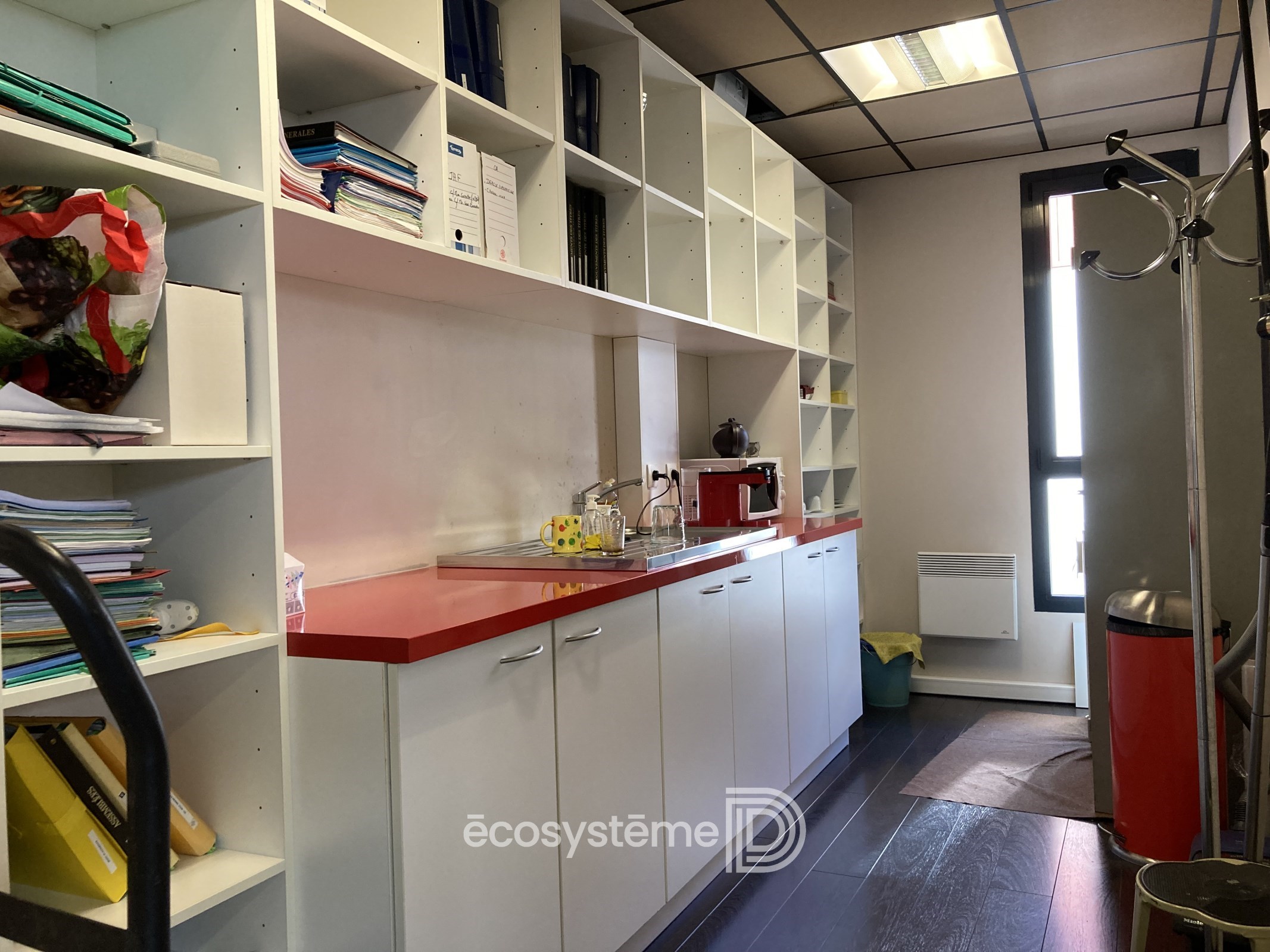 Ensemble de bureaux en Zone Franche Urbaine