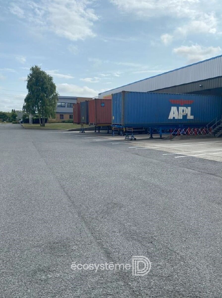 Motorway-side logistics warehouse - Entrepôts_Good state_1413713-0L