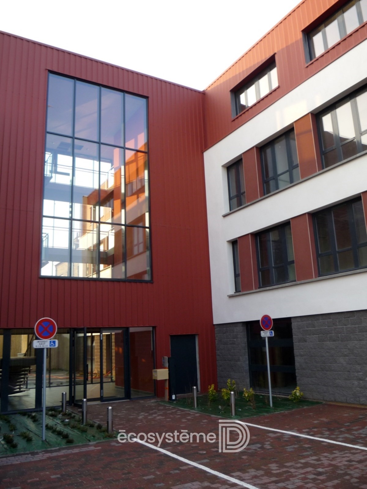 Office space in a Free Urban Zone