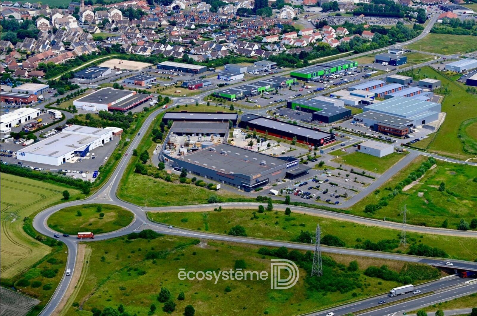 Highway-side business premises