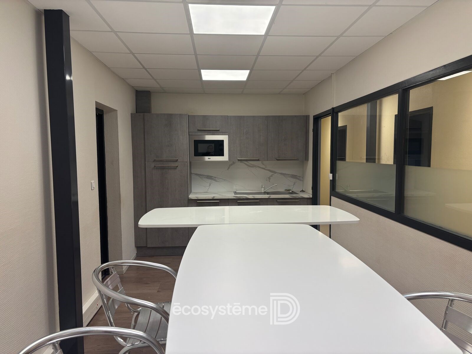 LEURETTE BUSINESS VILLAGE – B4