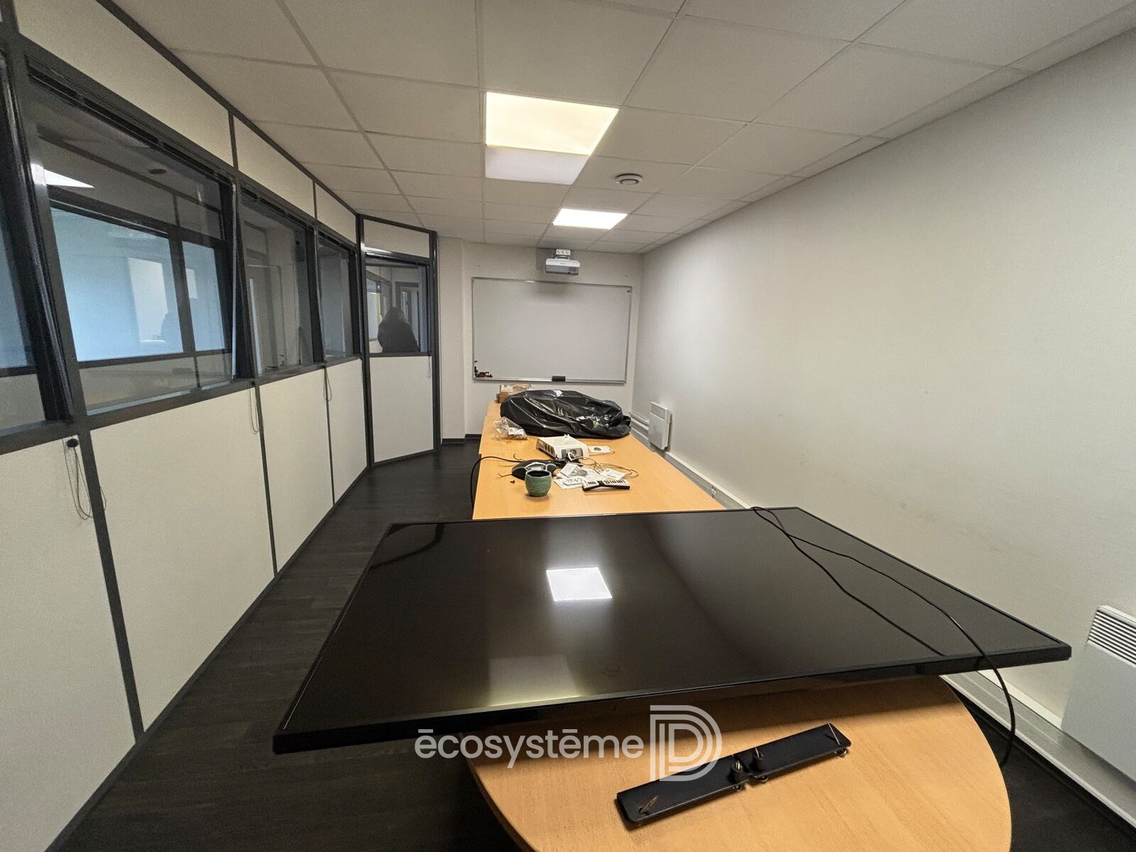 LEURETTE BUSINESS VILLAGE – B4