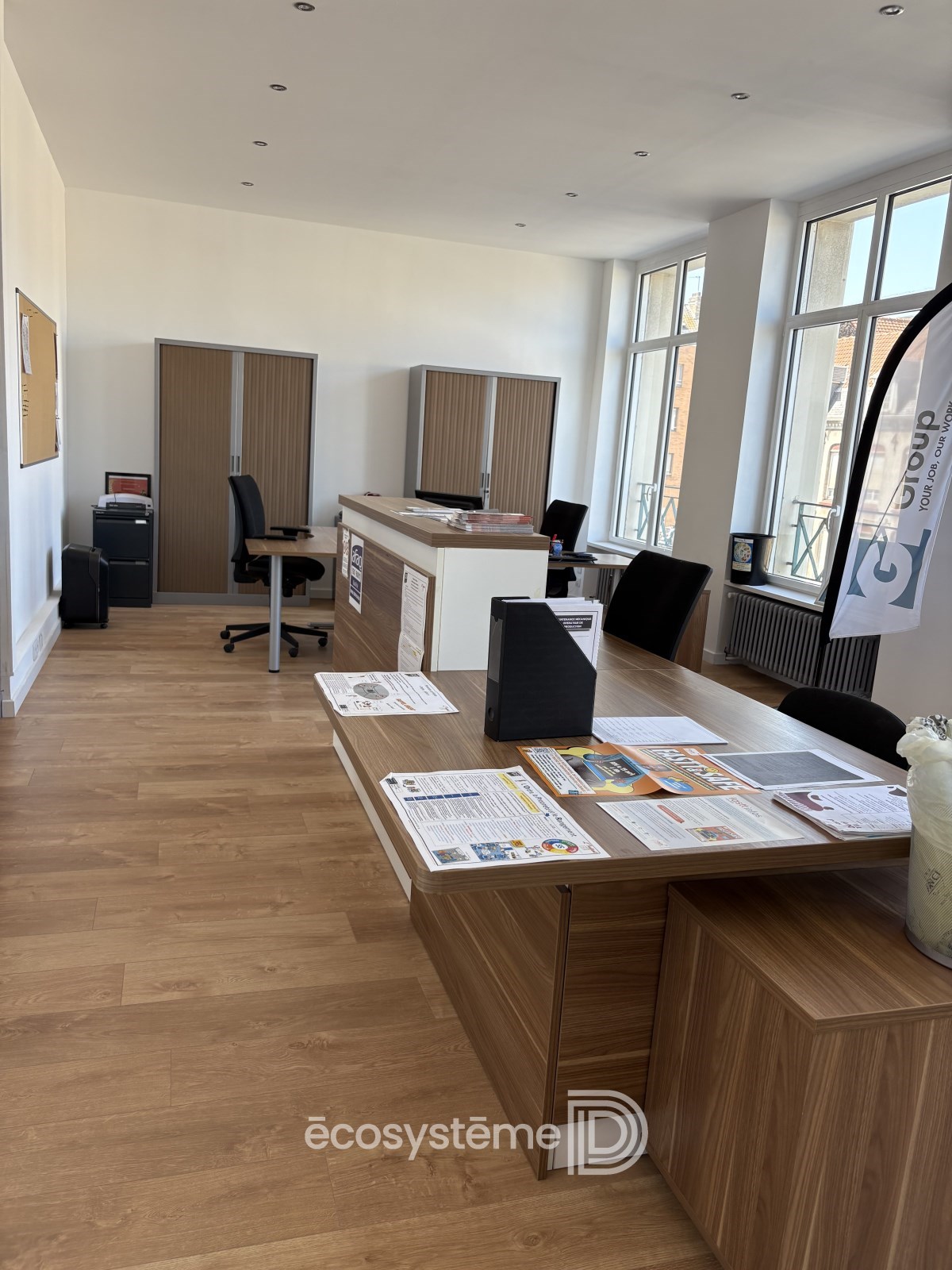 Espace de bureaux lumineux - Bureaux_Rénové / très bon état_1401350-0L