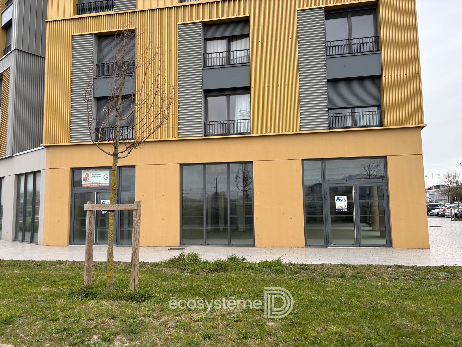 Local commercial – bureaux proche de la gare TGV