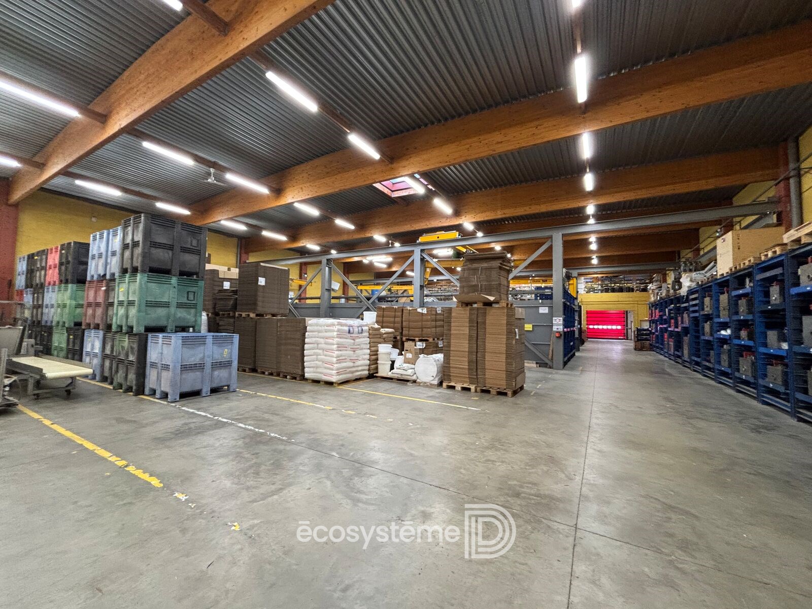Ensemble industriel de 5 487 m²
