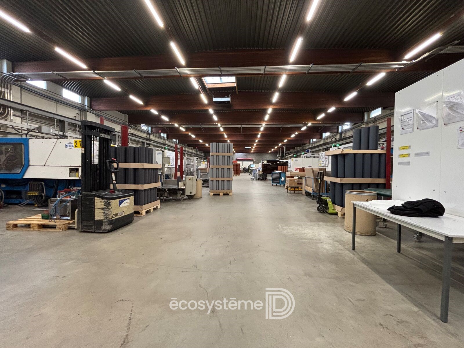 Ensemble industriel de 5 487 m² - Terrain_Bon état_2157382-0VT